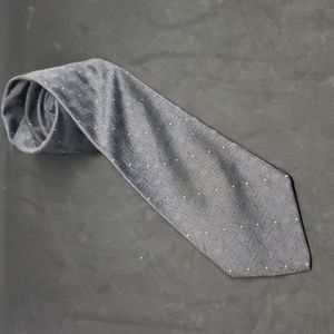 Buckingham geometric tie